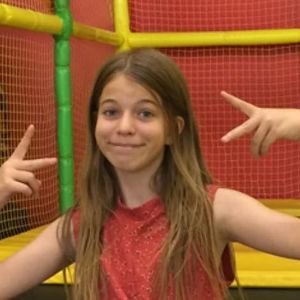 Meet your Posher, Hannah